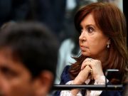 Cristina Kirchner comienza su juicio por corrupción Former Argentine President Cristina Fernandez de Kirchner looks on in a court room before the start of a corruption trial, in Buenos Aires