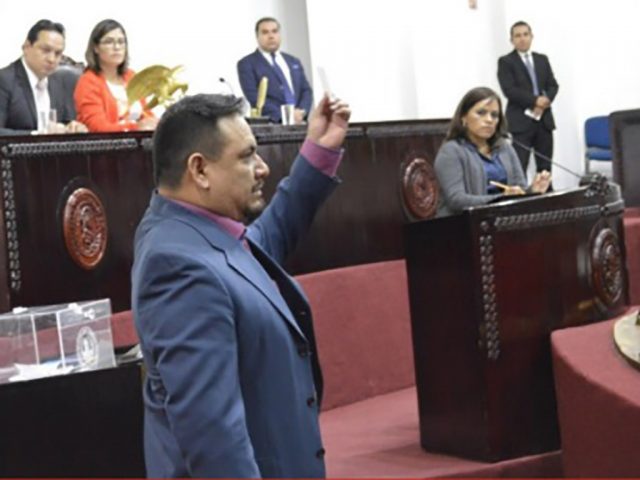 Diputado a favor del aborto en Hidalgo denunció amenaza de muerte La Jornada - Diputado a favor del aborto en Hidalgo denunció amenaza de muerte