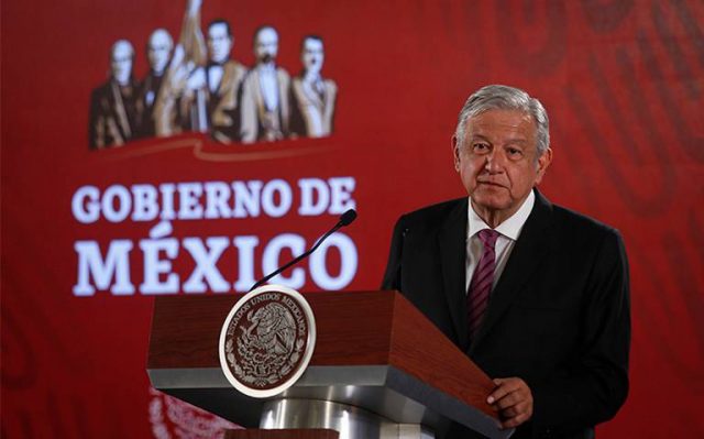 AMLO celebra aprobación de Reforma educativa; alista reunión con CNTE y SNTE AMLO celebra aprobación de Reforma educativa; alista reunión con CNTE y SNTE