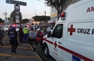 Corto circuito en Chabacano dejó tres usuarios lesionados