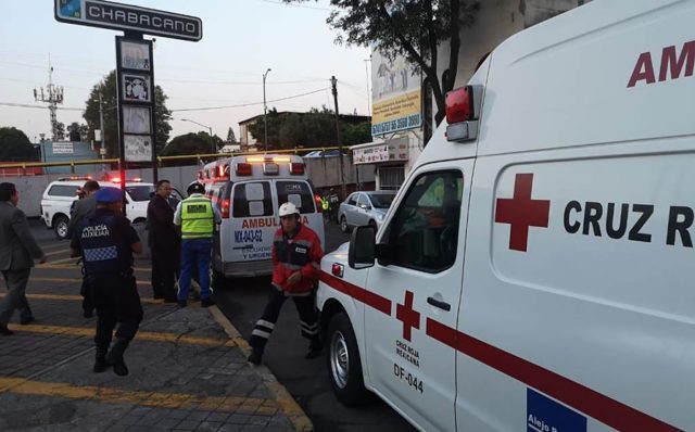 Corto circuito en Chabacano dejó tres usuarios lesionados