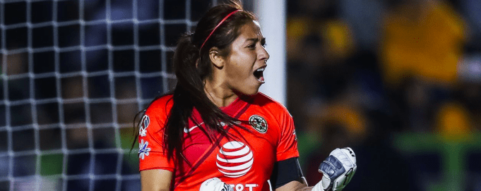 La portera mexicana firmó contrato por dos temporadas con el PSV