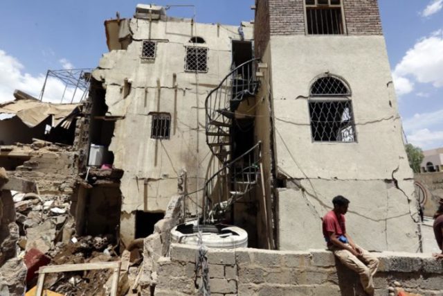 Al menos 6 civiles muertos en ataque militar contra Yemen Arabia Saudita reconoció la autoría del bombardeo