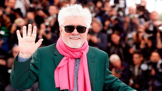 Festival de Venecia reconocerá a su ahijado Almodóvar