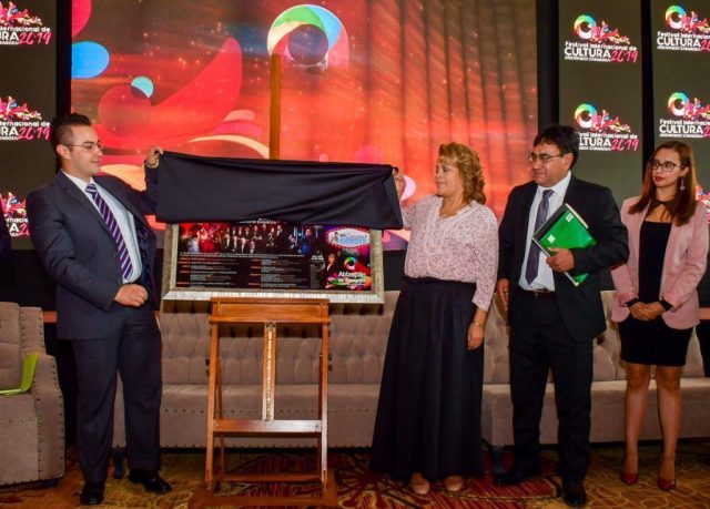 Alistan preparativos para el Festival Internacional de Cultura 2019 Acusan retiro de recursos federales para festival cultural en Atizapán de Zaragoza