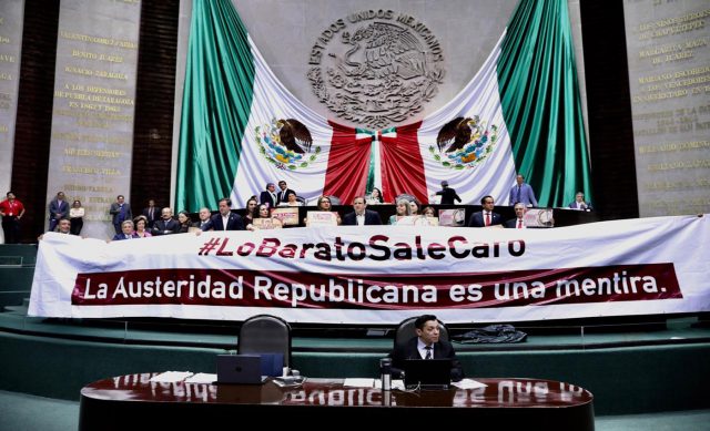 Aprueban en lo general y particular la Ley de Austeridad Republicana