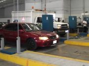 Verificentros registran menor afluencia de autos tras contingencia ambiental