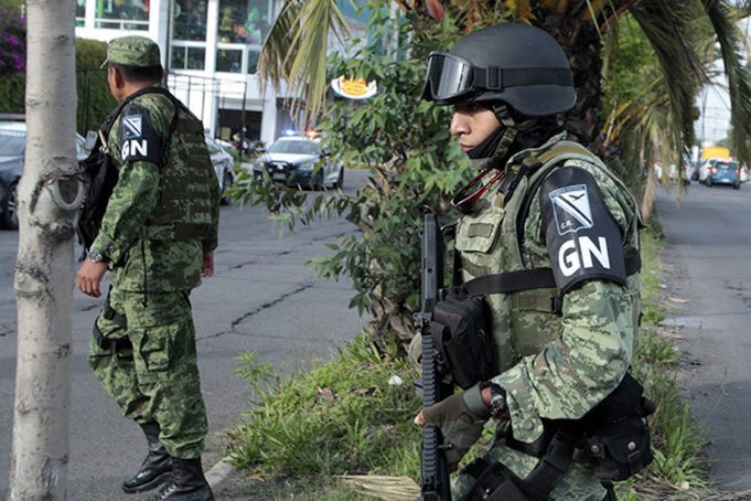 Puebla - Guardia Nacional en Puebla evita robo de tren cargado con cemento Guardia Nacional en Puebla evita robo de tren cargado con cemento