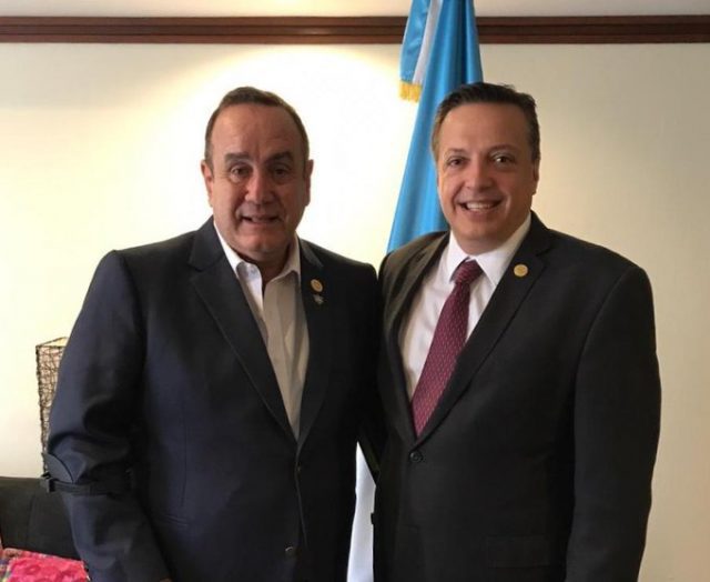 Se reúne Luis Alegre con presidente electo de Guatemala