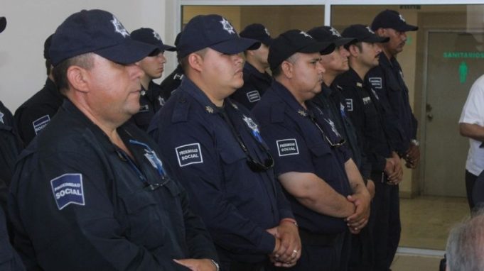 A 156 uniformados se les bajó de rango, lo que significa una disminución de sus sueldos