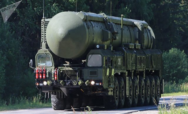 EE. UU. sale del pacto nuclear firmado con Rusia desde la Guerra Fría Sputnik Mundo - Mientras algunos celebran la salida del pacto, otros opinan que esto significa el inicio de una carrera armamentística.