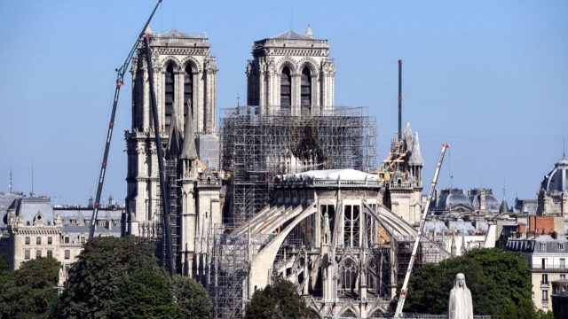 Aún existe riesgo de que la catedral de Notre Dame colapse Los trabajadores decidieron adelantar el inicio de las labores de limpieza de plomo ante nuevos riesgos de colapso