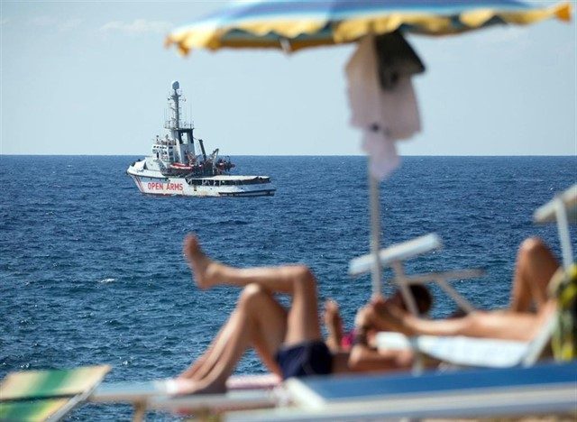 Dos mundos El discurso de los refugiados
