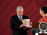 AMLO entrega la medalla de oro 38 a la delegación mexicana Histórica participación de México en Juegos Panamericanos quieren (por la fuerza) que sea un logro de Obrador
