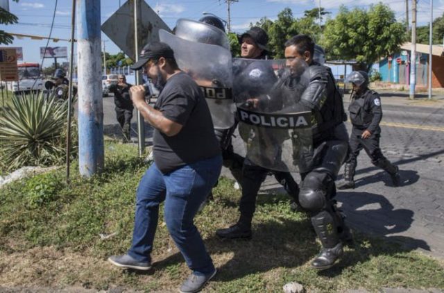 Estudiantes y periodistas denuncian represalias en su contra por parte del Gobierno de Nicaragua