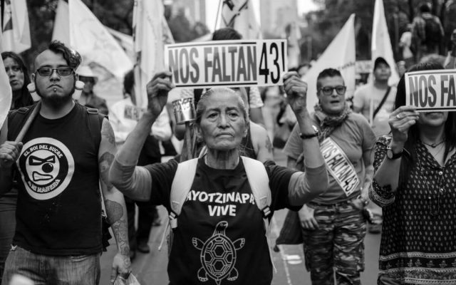 La verdad que siempre sabrá a mentira Ayotzinapa. Desinformémonos - La verdad que siempre sabrá a mentira
