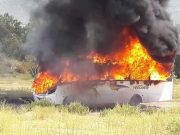 Incendian transporte público en Tepetlaoxtoc