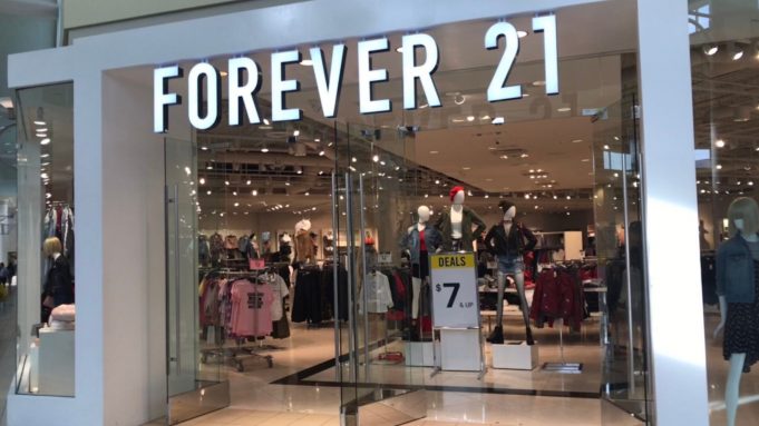 Infobae - Forever 21 se estaría preparando para declararse en banca rota