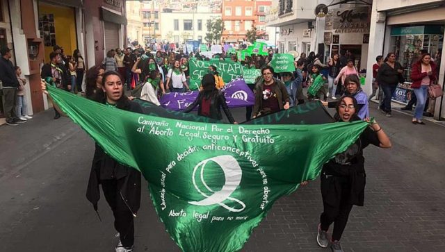 En Hidalgo también marchan para la legalización del aborto La silla rota - En Hidalgo también marchan para la legalización del aborto