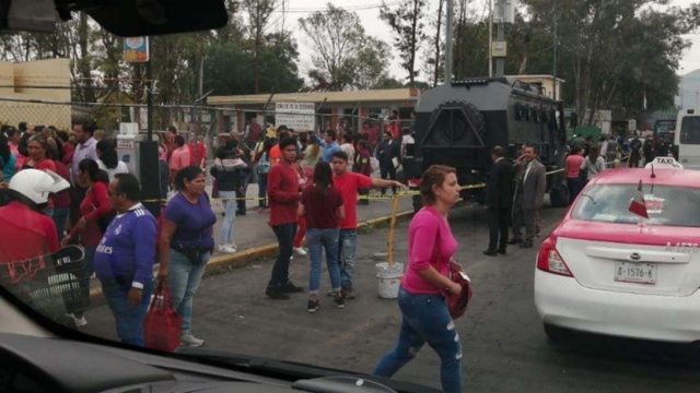 Al menos 8 personas resultaron heridas tras riña en el Reclusorio Oriente Descartan relación de la riña con las amenazas de muerte recibidas por el director de Seguridad Penitenciaria