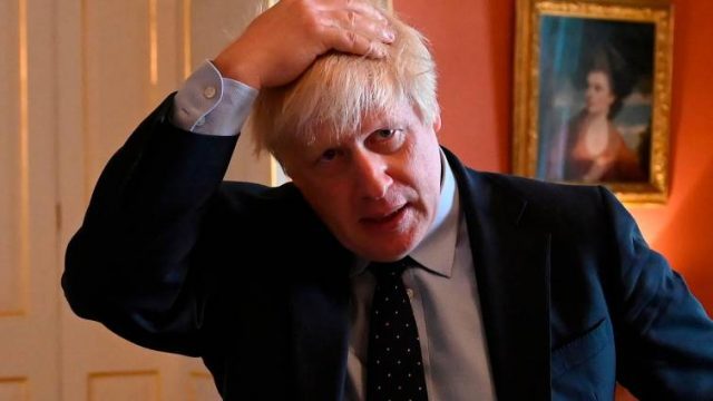 Boris Johnson perdió la mayoría en el Parlamento británico El legislador Phillip Lee se pasó al Partido Liberal Demócrata