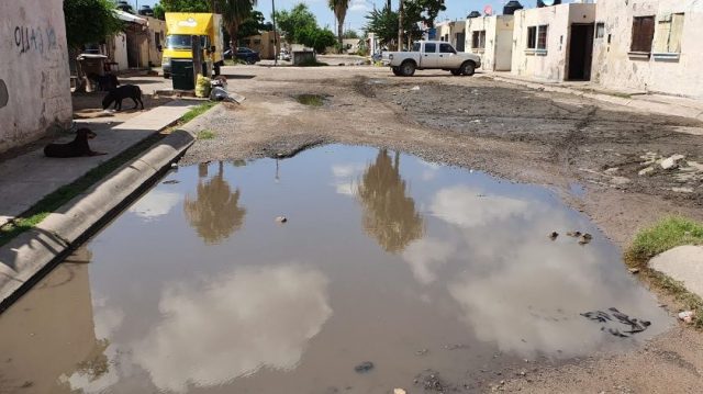 Al menos el 40 % de las calles de Hermosillo no están pavimentadas Lluvias incrementan riesgo de accidentes viales por baches en Hermosillo