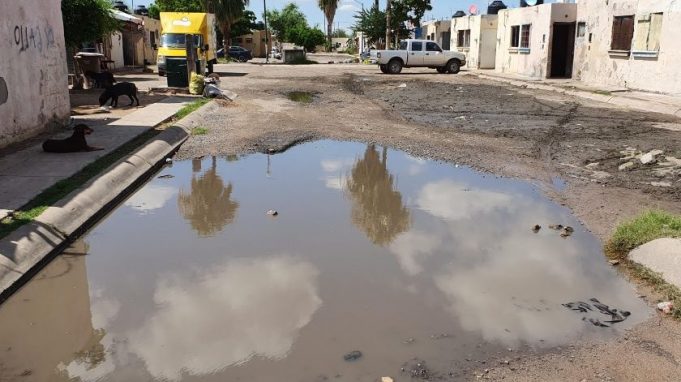 Lluvias incrementan riesgo de accidentes viales por baches en Hermosillo