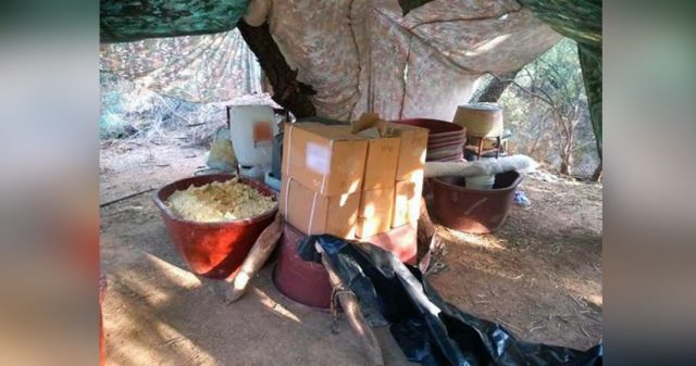 La Sedena desmanteló narcolaboratorio en Sonora Más de 7,000 litros de materiales para fabricar crystal fueron decomisados por la Sedena
