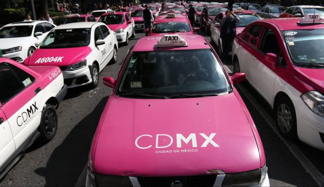 Taxistas anuncian nueva manifestación El próximo lunes la organización de Taxistas Unidos por México saldrá a manifestarse por el primer cuadro de la ciudad
