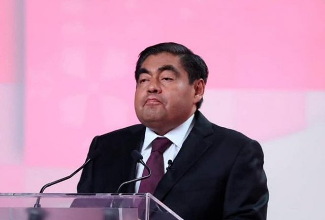 Barbosa anuncia construcción de hospital en Cuautlancingo