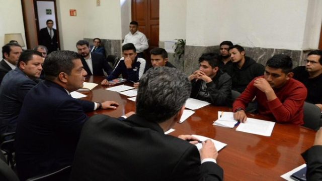 Se llega a un acuerdo para liberar a transportistas en Tenería