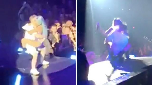 Se cae Lady Gaga del escenario