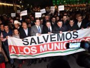 Repelen con gas lacrimógeno protesta de alcaldes en Palacio Nacional Se instalará mesa de diálogo entre Segob y ediles