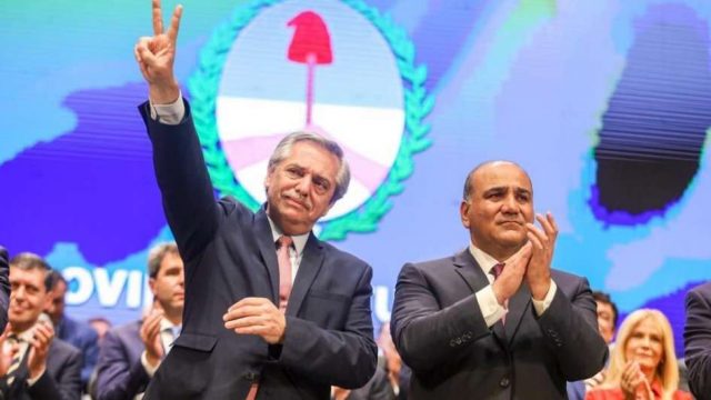 Argentina tiene más problemas que la deuda externa: Alberto Fernández Pobreza, salud, economía y educación, entre los principales problemas que enfrentará el nuevo Gobierno de Argentina