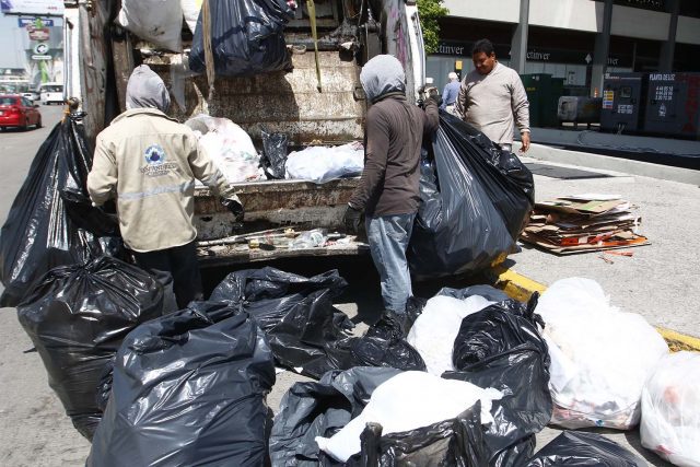 Retiran de Puebla 4 toneladas de basura Poblanerías - Retiran de Puebla 4 toneladas de basura