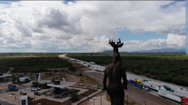 Bloqueo yaqui llega al sexto día sin negociaciones Asegura el Gobierno de Sonora que se trata de un asunto federal