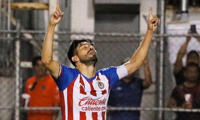 Oribe Peralta rompió la sequía de 374 días sin anotar Chivas derrotó 2-0 a Correcaminos de la división de ascenso