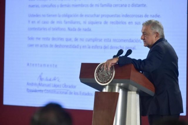 Pide AMLO que gobiernos extranjeros no opinen sobre situación interna