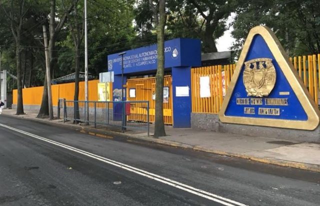 Hieren con arma blanca a estudiante del CCH Azcapotzalco Reportan riña entre estudiantes al interior del plantel
