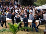 Exigen justicia durante velatorio de familia LeBarón