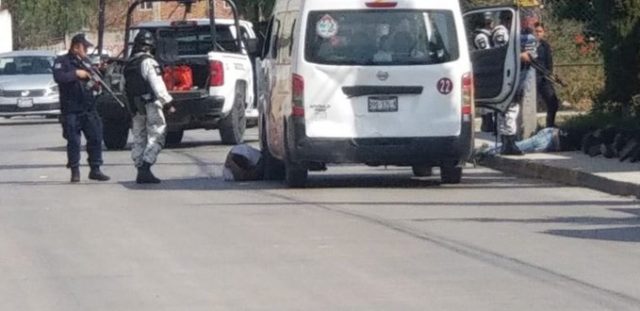 Trifulca de transportistas deja dos lesionados en Huehuetoca