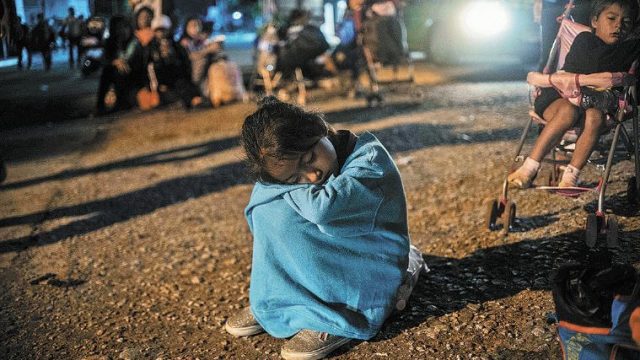 EUA rompe récord de menores migrantes detenidos en un año Cerca de 70 mil menores fueron detenidos por las autoridades norteamericanas