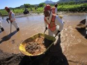 Grupo México entrega clínica de Uveas (inconclusa) a la Guardia Nacional Acusan pobladores afectados por derrame industrial una nula reparación del daño de parte de Grupo México