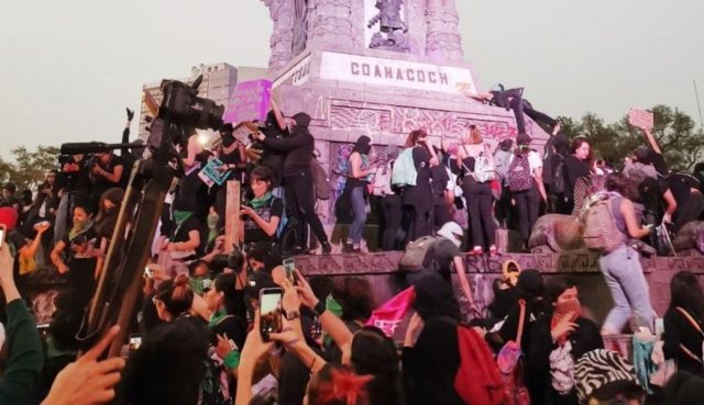 Ebrard y Encinas: dos visiones distintas tras la marcha feminista En lo que va de 2019 más de 3 000 mujeres han sido asesinadas en México