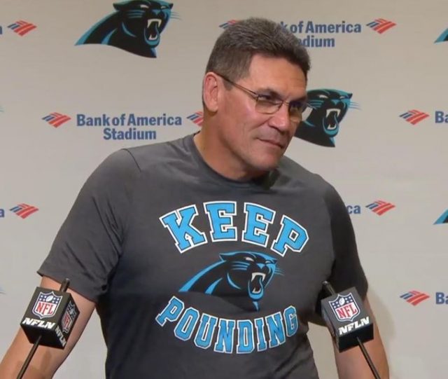 Panthers despiden a Ron Rivera