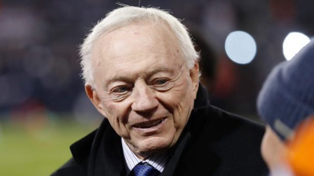Se mantendrá Garret al frente de los Cowboys: Jerry Jones