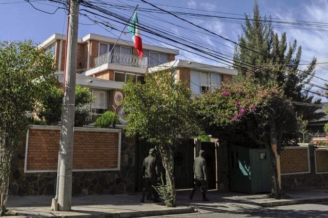 Qué ha sucedido en la Embajada de México en Bolivia