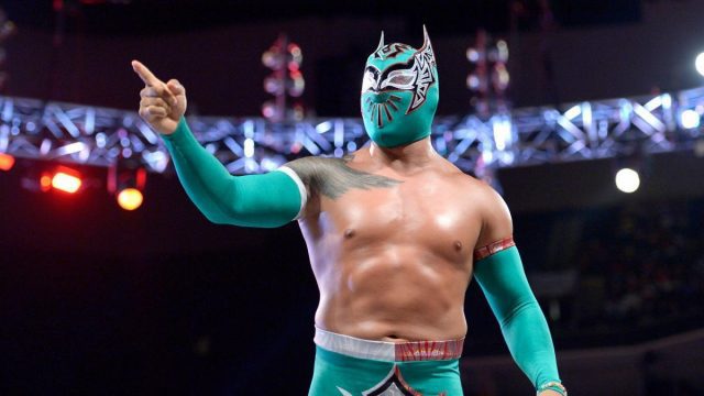 Sin Cara queda libre de la WWE Medio Tiempo - Sin Cara queda libre de la WWE