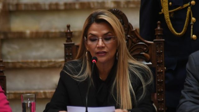 La presidenta de Bolivia declaró como persona «non grata» a la embajadora mexicana, María Teresa Mercado