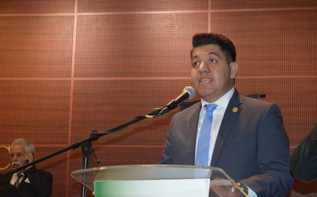 Críticas al Insabi son «desquites» de la derecha Contra Réplica - Críticas al Insabi son «desquites» de la derecha